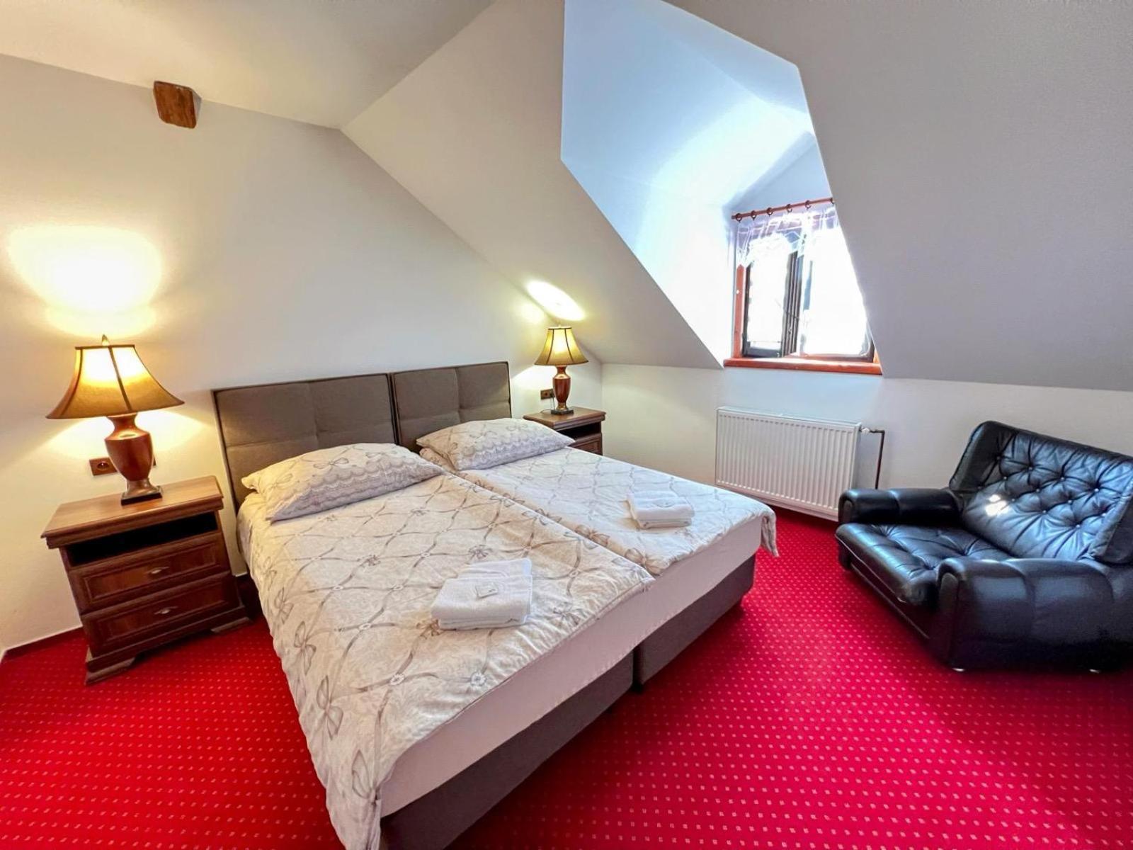 Hotel Fogl Nová Bystřice Екстериор снимка