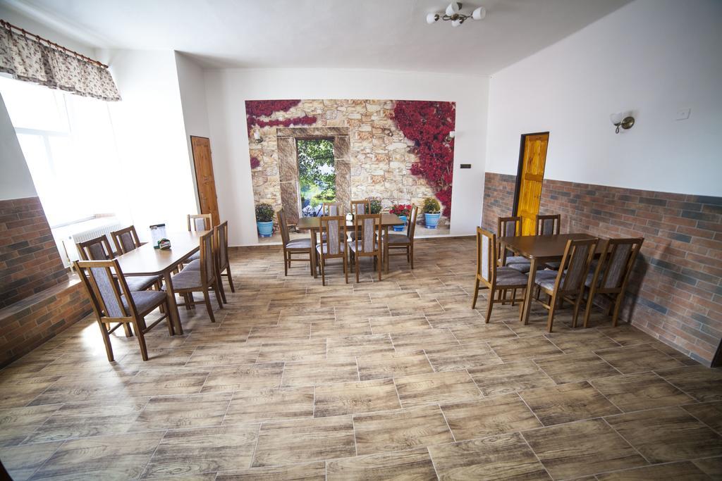 Hotel Fogl Nová Bystřice Екстериор снимка